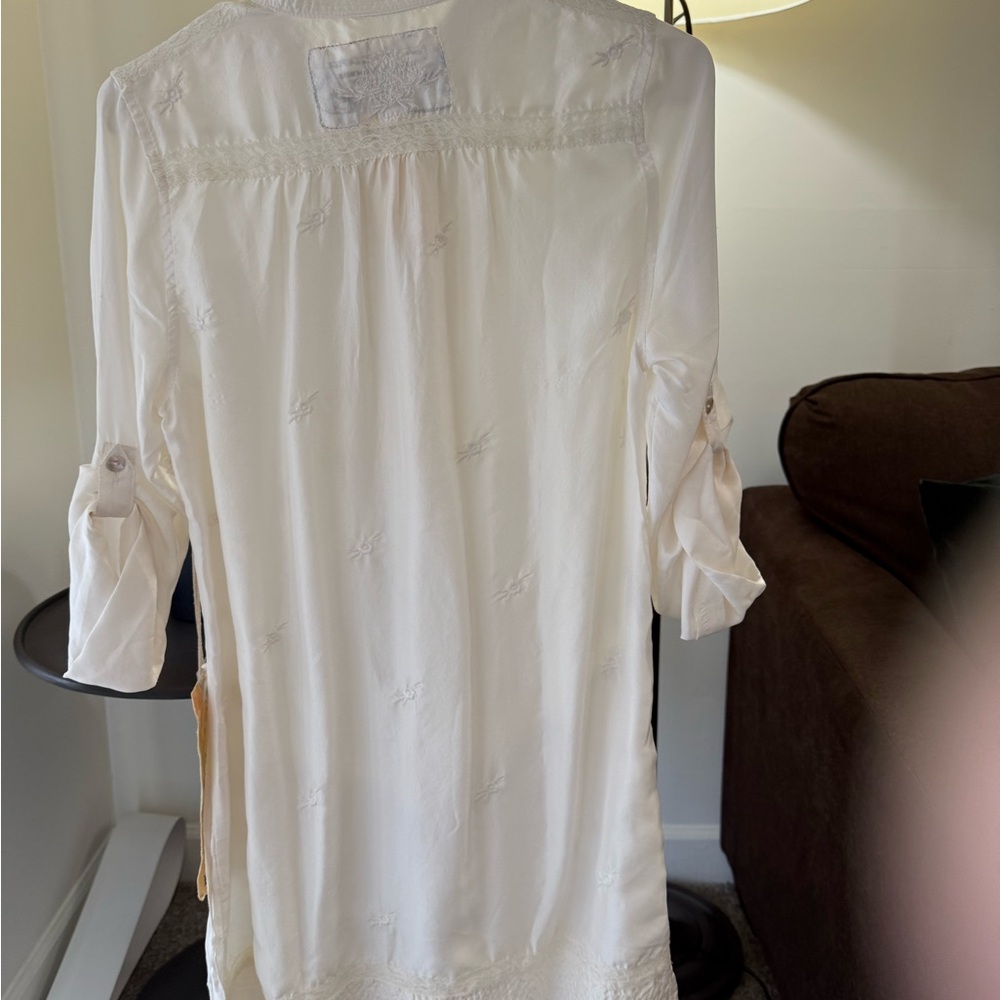 💥Da-Nang Ivory Button-Up Dress💥 - Picture 4 of 5